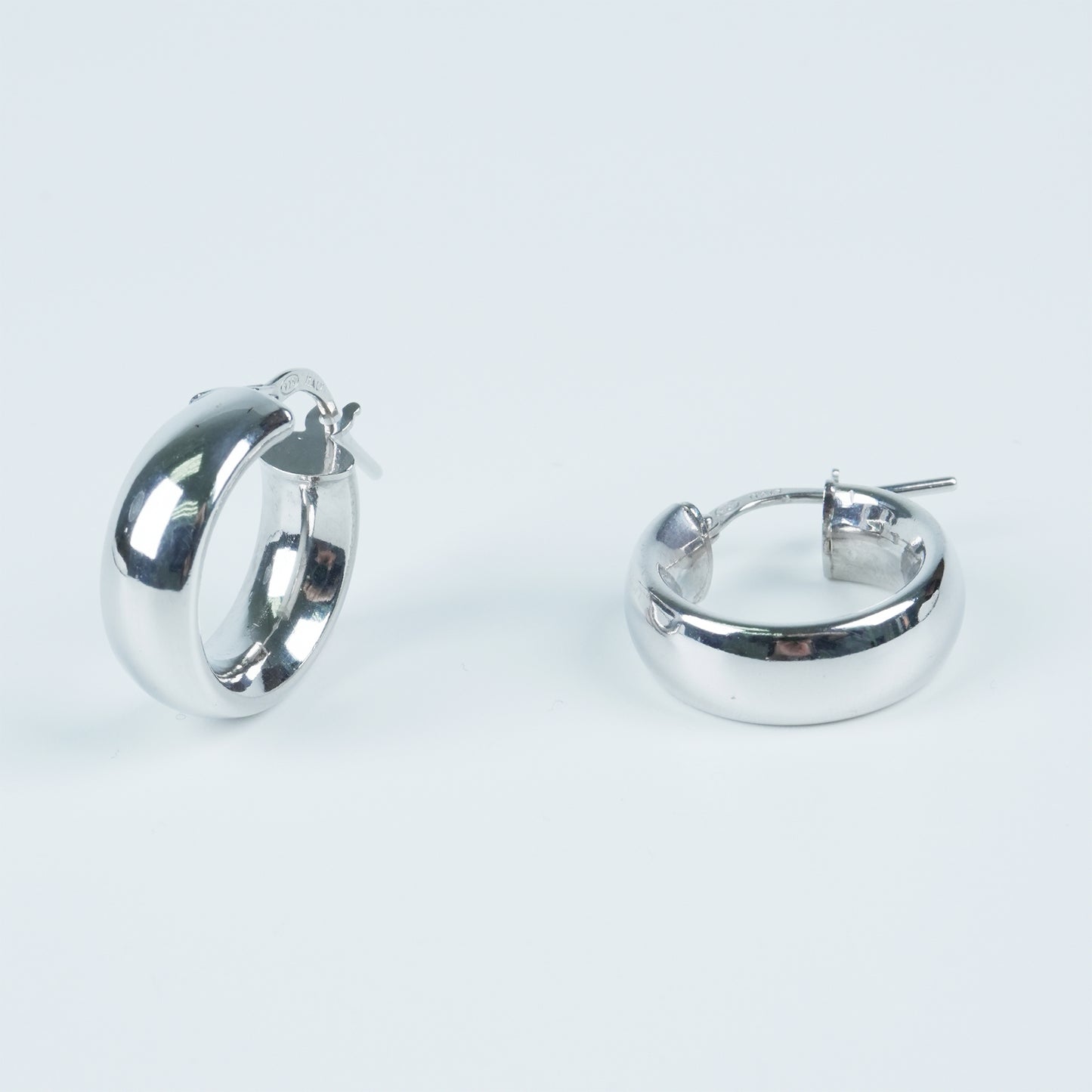 Lillian Hoop Earring