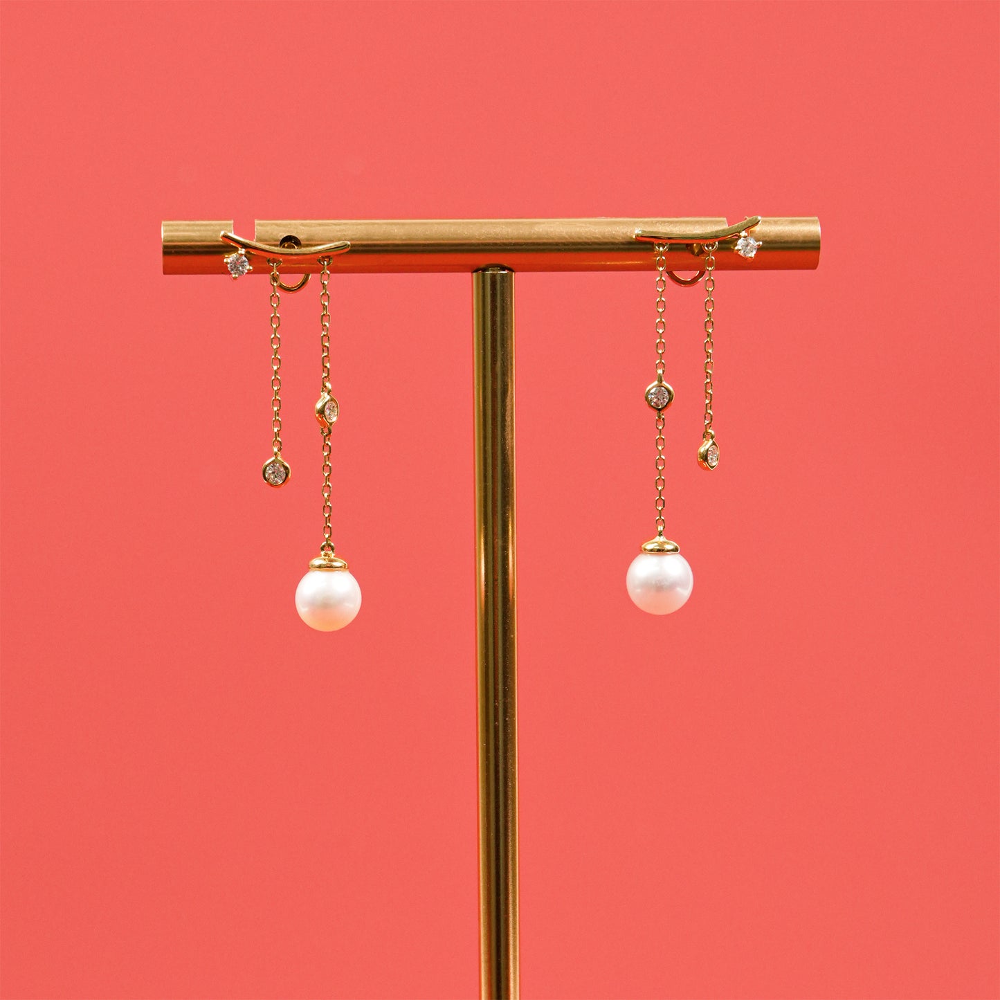 Frisson Pearl Drop Earrings (Pre-order, take 1 to 1.5 months)