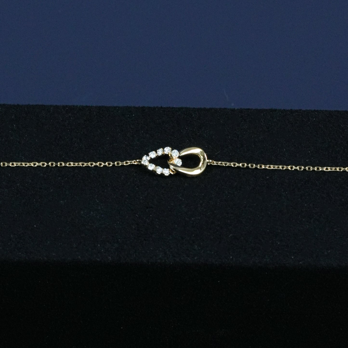 Infinity Bracelet (Pre-order, take 1 to 1.5 months)