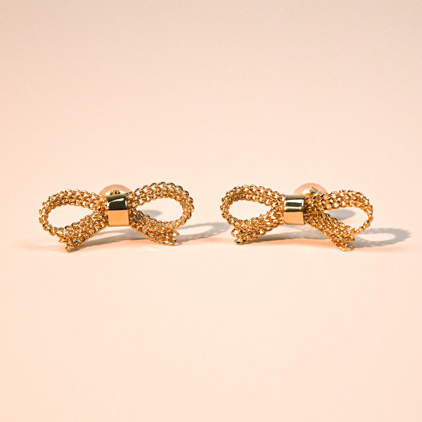 18K Gold Ribbon Bow Earrings